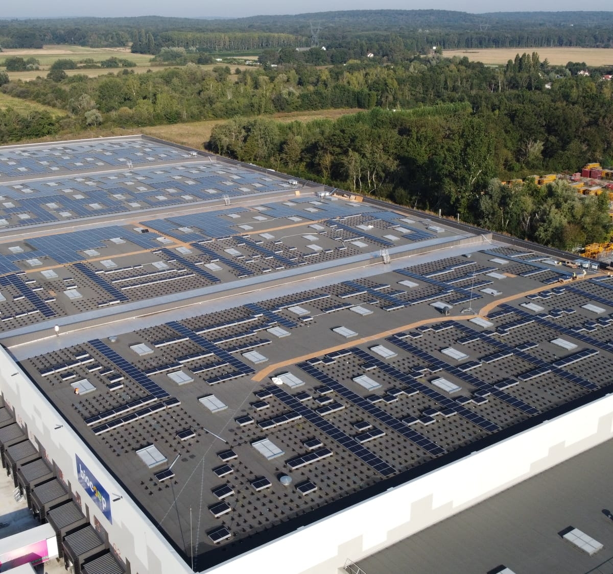 Solar power plant on new building