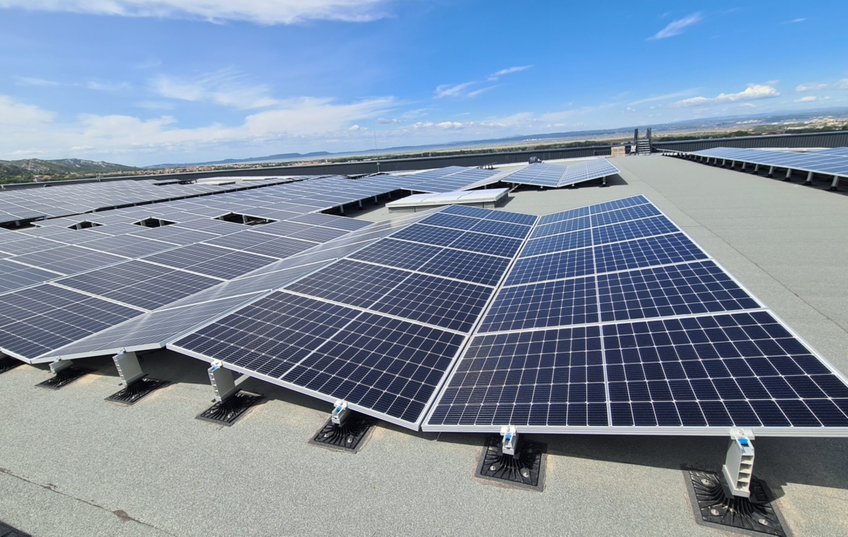 Grande toiture logistique