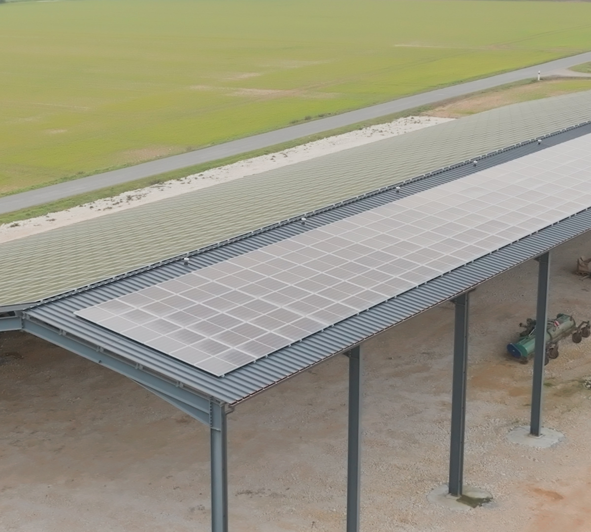 Photovoltaic storage building