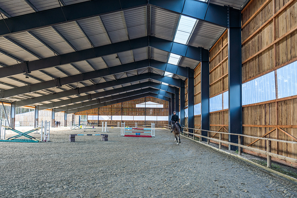 Comment construire une carrière équestre de qualité ?