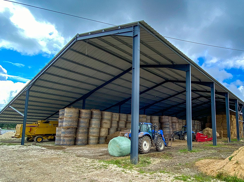 Hangar monopente et bi-pente photovoltaïque : une solution rentable et écologique