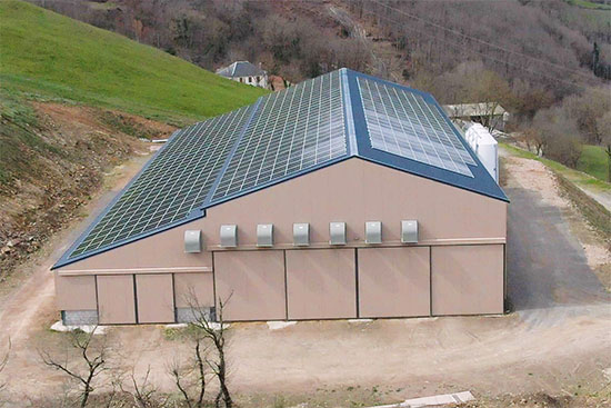 Bâtiment photovoltaïque autofinancé : comment en bénéficier ?