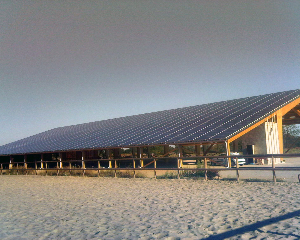 Aide à la construction de manège équestre