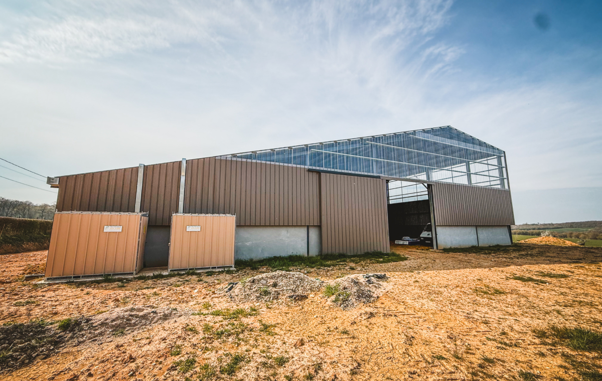 Agricultural building
