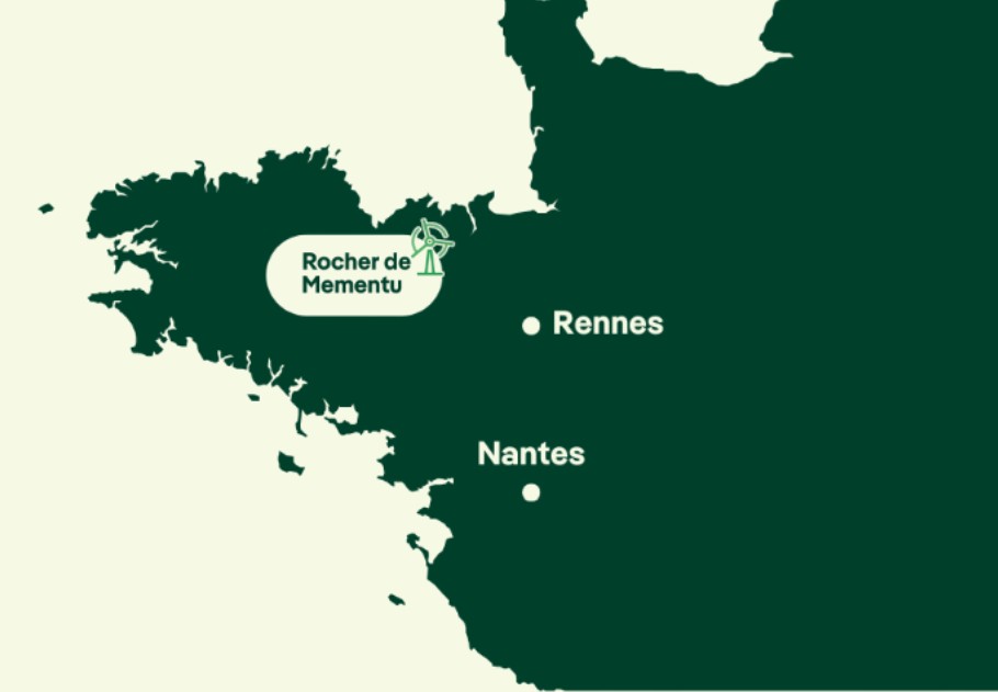 Carte localisant le Rocher de Mementu en Bretagne près de Rennes et Nantes illustrant une installation d’agrivoltaïsme su